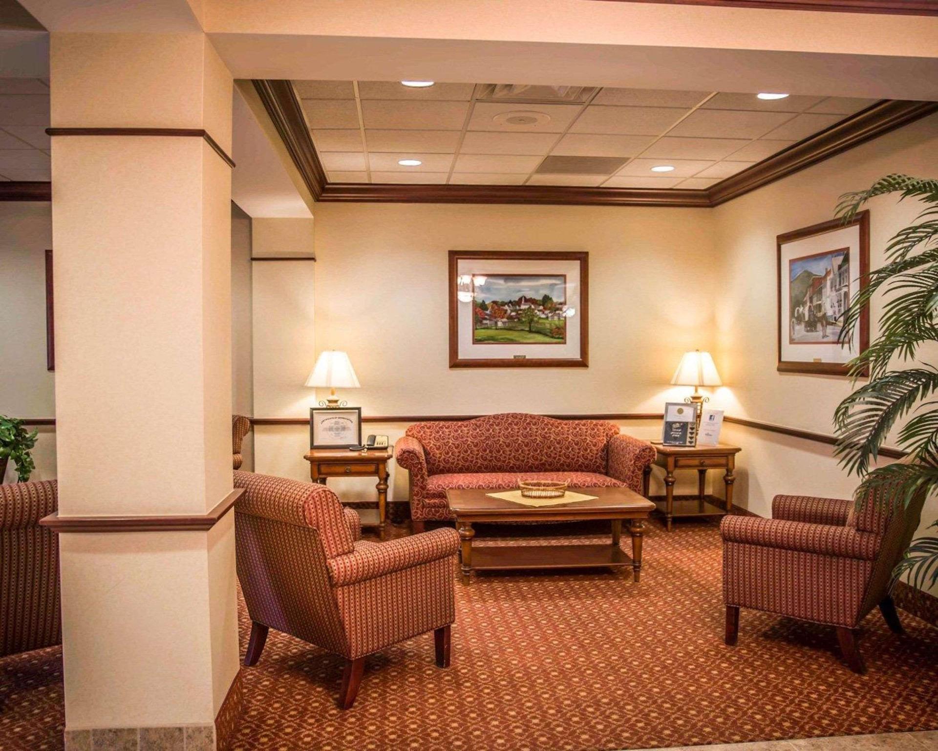 Holiday Inn Express & Suites Clear Spring By Ihg Bagian luar foto