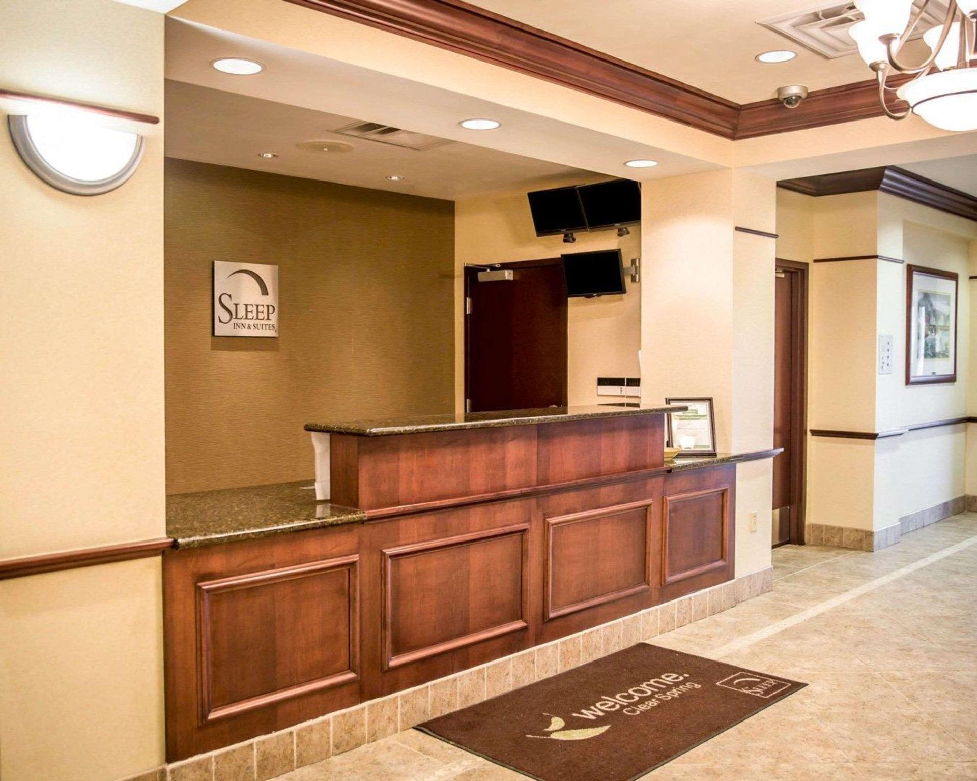 Holiday Inn Express & Suites Clear Spring By Ihg Bagian luar foto